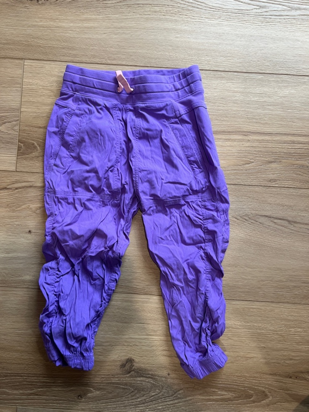 Ivivva lululemon Purple Girls  Jogger Pants size 10 Live to Move